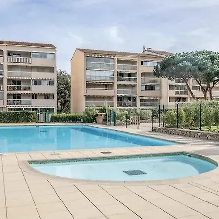 Avec Piscine, Parking Privatif, Loggia Et Acces A Pied - - Fr-1-226-534 * Sainte-Maxime