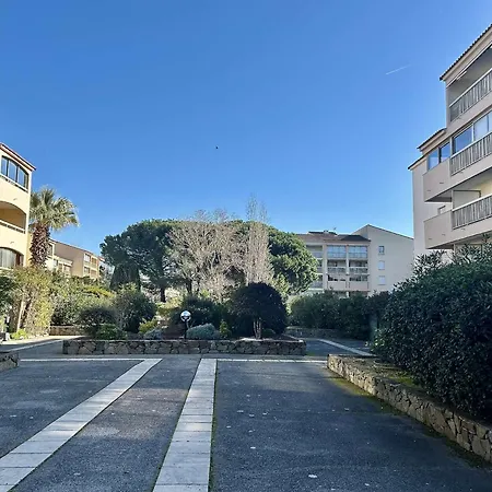 Avec Piscine, Parking Privatif, Loggia Et Acces A Pied - - Fr-1-226-534 شقة *