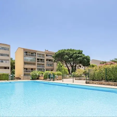 公寓 Avec Piscine, Parking Privatif, Loggia Et Acces A Pied - - Fr-1-226-534 *