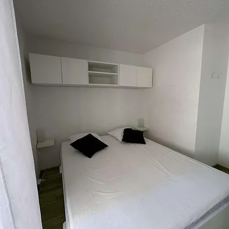 Avec Piscine, Parking Privatif, Loggia Et Acces A Pied - - Fr-1-226-534 公寓 *